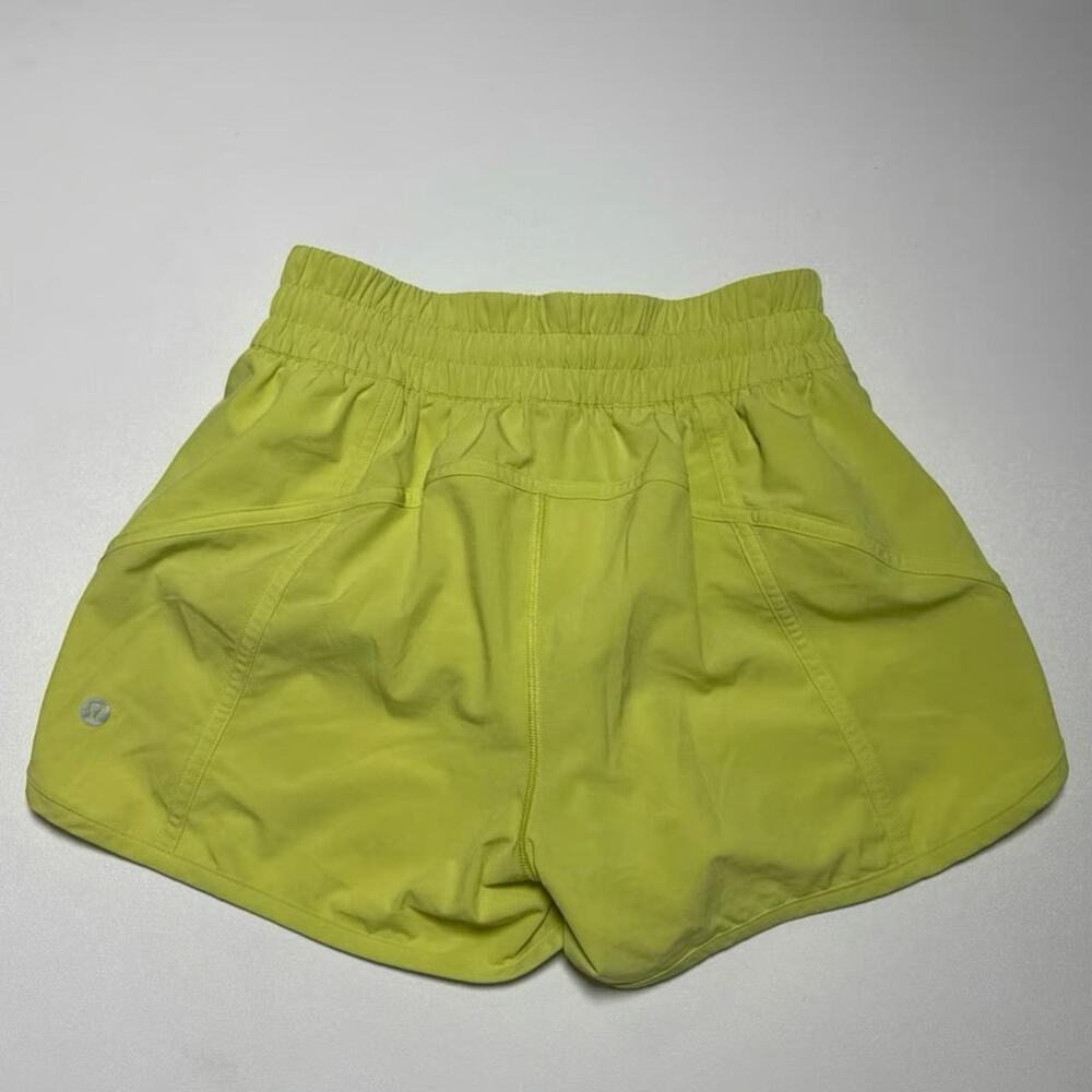 Lululemon Tracker Short 4" - Picture 2 of 7